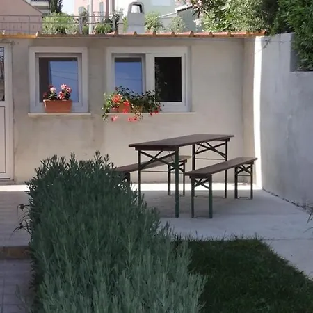 Appartement Okrug Gornji 32
