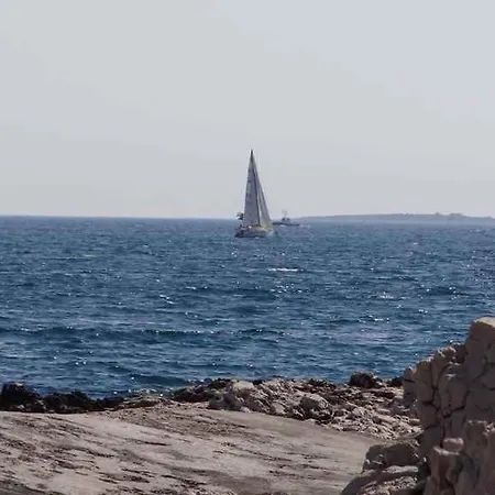 Apartman Okrug Gornji 32