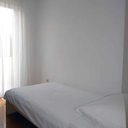 Okrug Gornji 32 Apartament