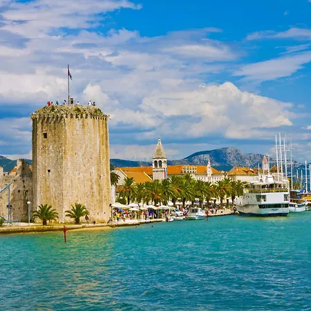 Okrug Gornji 32 Apartament