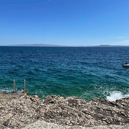 Okrug Gornji 32 *