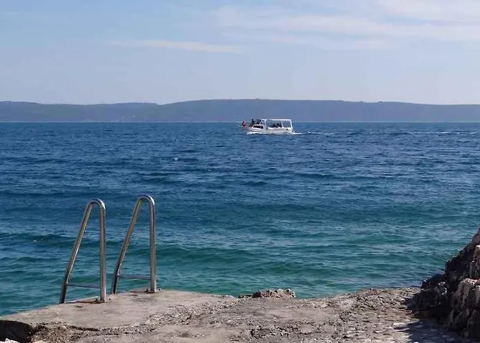 Okrug Gornji 32 * Trogir