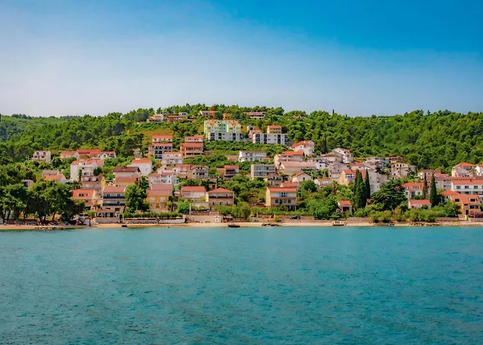 Okrug Gornji 32 Trogir