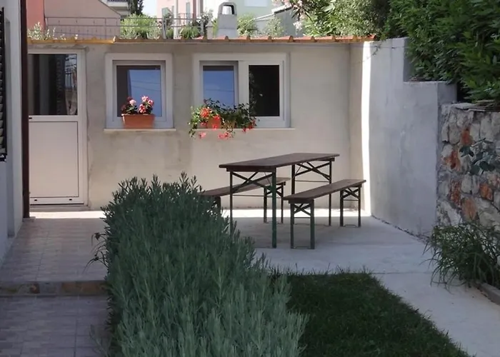 Appartement Okrug Gornji 32